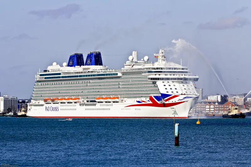 P&O Cruises' Britannia arriving in Southampton for the first time